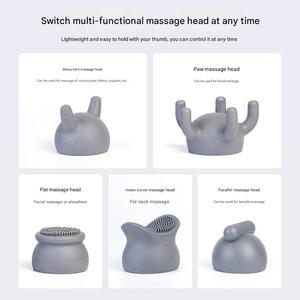El masajeador <span class=keywords><strong>de</strong></span> pistola fascial cuenta con 5 cabezales <span class=keywords><strong>de</strong></span> silicona intercambiables que garantizan un funcionamiento silencioso durante las sesiones <span class=keywords><strong>de</strong></span> masaje - Product Image 3
