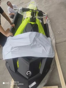 Lancha Bombardier GTX Pro con Motor Sea-Doo de 130HP - Product Image 1