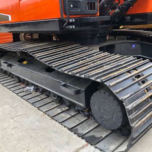 รถขุดไฮดรอลิกแบบตีนตะขาบ Doosan DX225 มือสอง สำหรับงานก่อสร้าง น้ำหนัก 22 ตัน ประหยัดน้ำมัน แรงทรงพลัง ใช้งานได้นานต่อเนื่อง - Product Image 6