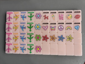 Juego de Mahjong estilo americano con fichas acrílicas rosas de alta calidad y diseños exquisitos - Product Image 3