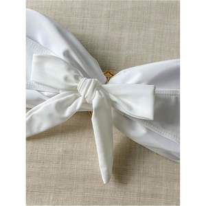 Haut de bikini bandeau personnalisé pour femme, sans bretelles, à nouer dans le dos, en Spandex et Nylon extensible blanc - Product Image 5