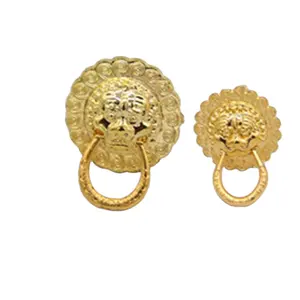 Factory direct selling toothed lion head buckle Chinese plastic animal head handle