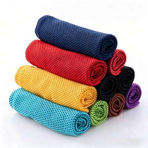 Serviette rafraîchissante instantanée en microfibre, douce, respirante et à séchage rapide pour le sport et les activités de plein air (vente en gros) - Product Image 1