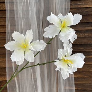 Fleurs d'iris artificielles en soie Pingping Craft pour décorations de mariage, maison et hôtel – Petites compositions florales à 3 têtes - Product Image 2