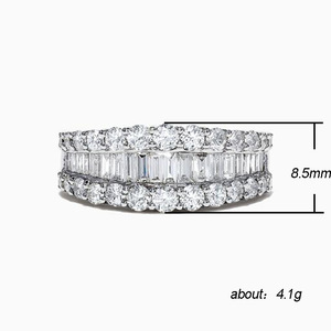 Anello Quadrato Baguette per Donne, Gioielli Eleganti e Scintillanti, Vendita all'Ingrosso - Product Image 5