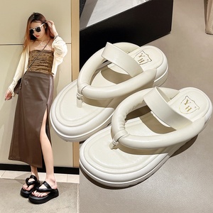 Nuove <span class=keywords><strong>Ciabatte</strong></span> Estive da Donna con Suola Spessa per Interni ed Esterni, Lusso Personalizzato, Stile Piccola Fragranza, Hot Girl, di Alta Gamma - Product Image 1