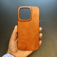YUBO LEATHER fait à la main huile cire cuir couverture de téléphone enveloppé bord artisanat étui pour iPhone 16 16 Pro Max 16 Plus moule privé