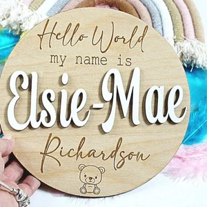 Cartes de jalons mensuels pour nouveau-nés et panneau d'annonce de naissance « Hello World », plaque murale ronde en bois faite à la main - Product Image 3