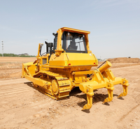 Bulldozer polyvalent multi-usages 818F pour diverses attaches et applications dans le secteur de la construction et l'aménagement paysager