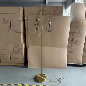 Lampada da terra Vintage a 3 luci industriale con elegante testa montata in rete con Base robusta per soggiorno con luce a palo Vintage alta - Product Image 2