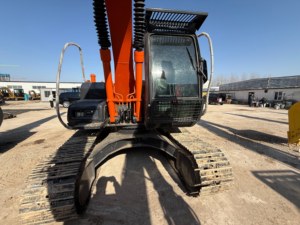 Excavadora Usada HITACHI zx120 zx160 de 12 y 16 Toneladas, Hidráulica, de Orugas, Original de Japón, en Buen Estado, con Pocas Horas de Uso, Precio Económico en Venta - Product Image 4