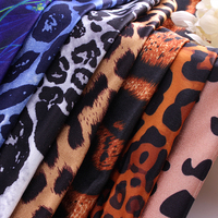 Vente flash : Échantillon de tissu gratuit, imprimé animal léopard personnalisé, tissu en nylon et élasthanne pour maillots de bain et vêtements pour femmes
