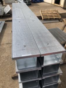 オーストラリアの伝統的な亜鉛メッキトレンチボックスグレーチング、耐久性のあるステンレス鋼の私道排水路 - Product Image 4