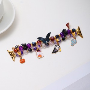 BEEFLYPOWER <span class=keywords><strong>Pendentif</strong></span> fantôme, citrouille, chauve-souris en perles de cristal faites à la main pour <span class=keywords><strong>Apple</strong></span> <span class=keywords><strong>Watch</strong></span> Series 11 10, en métal émaillé, style dessin animé, pour femmes, orné de perles - Product Image 3