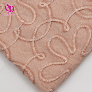 Tissu brodé floral simple, best-seller, en polyester, doux et agréable pour la peau, idéal pour les robes de style français - Product Image 2