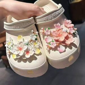 Accesorios de Decoración para Zapatos <span class=keywords><strong>Crocs</strong></span>, Estilo Floral, Set de Flores de Cerezo, Decoración Moderna para <span class=keywords><strong>Sandalias</strong></span> - Product Image 4