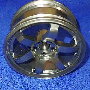 Pièce usinée CNC en alliage d'aluminium 6063, peinture au four, dissipation thermique pour l'éclairage et les appareils électroniques - Product Image 2