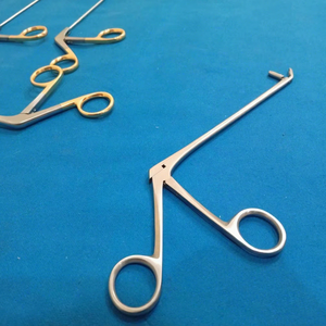Pinzas de agarre quirúrgicas artroscópicas de acero inoxidable hechas a mano, con fuente de alimentación manual, certificadas por MOL, reutilizables - Product Image 1