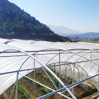Serre agricole professionnelle à double arche, protégée contre les UV, avec système de refroidissement