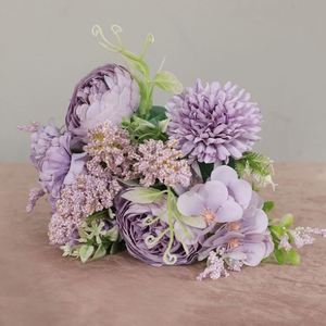 Ramo de 7 Rosas Artificiales de Tela de Seda de Alta Calidad, Ecológico, para Bodas, Día de la Madre, Navidad - Product Image 3