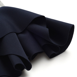 Production de Sweat-shirts à Col Rond Patchwork Vierge de Haute Qualité pour le Dropshipping et la Vente en Gros de Vêtements - Product Image 5