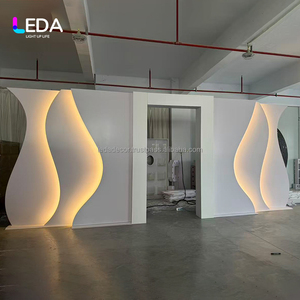 Arco de Boda LEDA Personalizado, Acrílico Luminoso, Removible, con Luces LED Blancas, Fondo de Escenario para Decoración de Eventos y Fiestas - Product Image 3