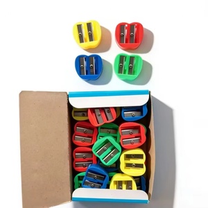 Offre Spéciale : Mini Taille-Crayon Manuel en Forme de Pomme, Léger et Portable, Couleurs Assorties pour l'École, la Salle de Classe et les Cadeaux de Fête - Product Image 1