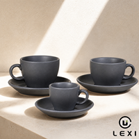 Tasse et soucoupe en céramique émaillée anthracite mat avec grande poignée en boucle, pour espresso, duo café, bar, cadeau, vente en gros, maison, cuisine, décoration moderne
