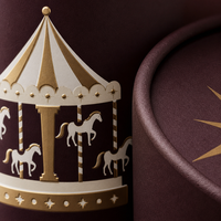 Boîte ronde en carton prune foncé de luxe avec logo personnalisé pour l'emballage de biscuits haut de gamme, tube cadeau de qualité alimentaire avec impression haute définition