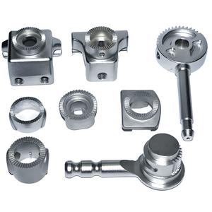 CNC özel sac <span class=keywords><strong>Metal</strong></span> kesme parçaları bakır pirinç çelik parçalar paslanmaz çelik delme ve presleme yüksek kaliteli malzemeler - Product Image 3