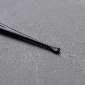 In stock: old-fashioned plastic handle <b>ear</b> <b>pick</b>, portable household stainless steel colored <b>ear</b> <b>pick</b>, family-sized <b>ear</b> cleaning - Product Image 3
