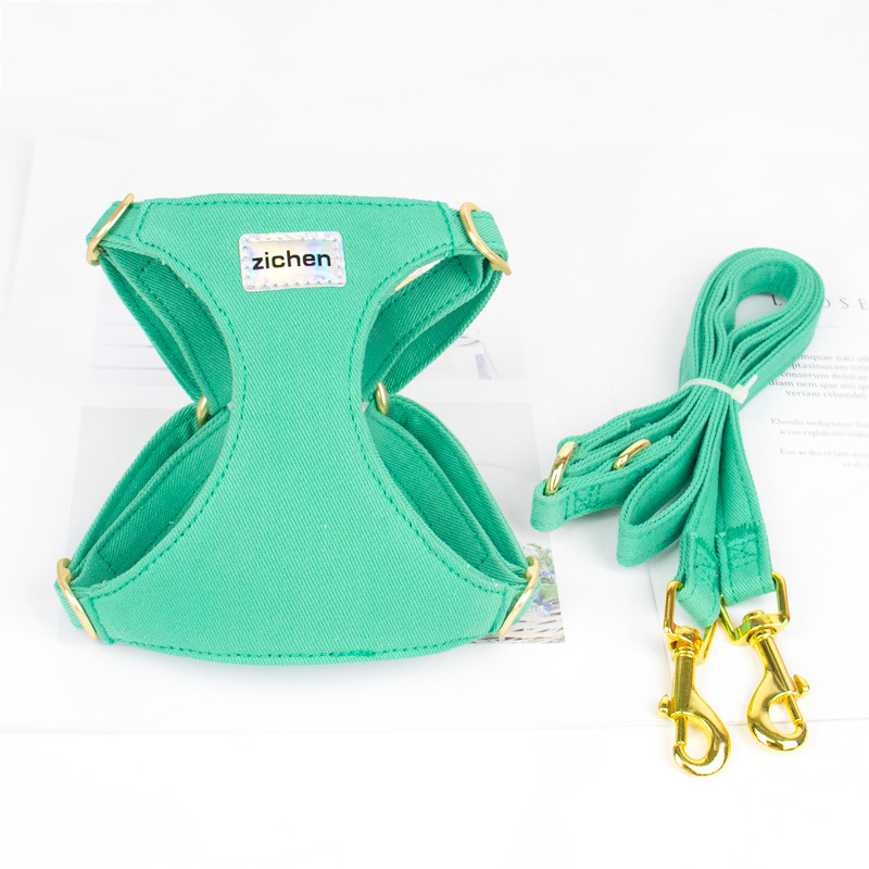 Green-matching leash