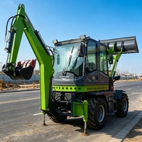 Mini-chargeuse-pelleteuse agricole remorquable 4x4 à prix abordable pour l'aménagement paysager et l'ingénierie, à vendre