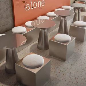 Sofá Moderno de Acero Inoxidable con Respaldo Alto - Conjunto de Bancos Largos para Comedor, Muebles para Restaurantes, Cafeterías y Tiendas de Dulces - Product Image 3