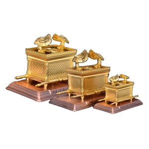 Arca de la Alianza en 4 Tamaños sobre Base de Cobre, Decoración para Hanukkah - Product Image 2
