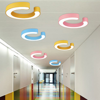 Panneau LED de plafond pour enfants avec lampes suspendues à tube LED pour la décoration intérieure, design moderne, taille et couleur personnalisables