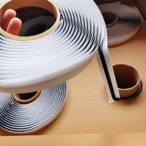 Adhesivo Termofusible Resistente a la Corrosión, Sellador de Butilo, Cinta Impermeable para Puertas/Lámparas con 5 Años de Garantía, Cumple con VOC - Product Image 1