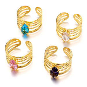 Bague de cocktail ajustable en acier inoxydable 316, finition or 18 carats PVD, style vintage ajouré gravé, ornée de zircon taille marquise - Product Image 4