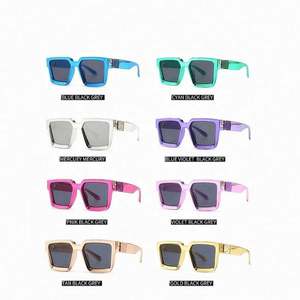 Gafas de Sol Cuadradas Extra Grandes con Marco Grande en Rosa y Amarillo, Diseño Moderno con Logotipo Personalizado 2021, Protección UV400 para Hombre - Product Image 6