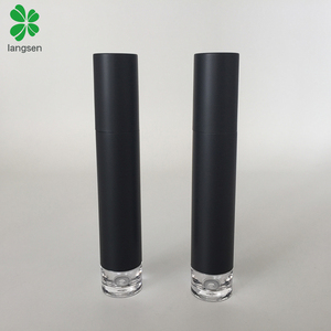 Sản Xuất Tại Trung Quốc Nhựa Vòng Matte Màu Đen <span class=keywords><strong>Lip</strong></span> <span class=keywords><strong>Gloss</strong></span> Container, 5Ml, 6Ml Đen <span class=keywords><strong>Lip</strong></span> <span class=keywords><strong>Gloss</strong></span> Ống Sinh Thái Thân Thiện - Product Image 2