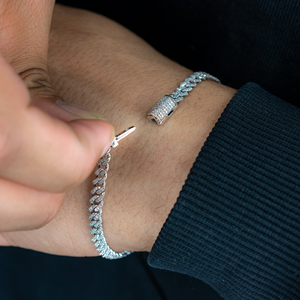 Pulsera de Eslabones Cubanos con Diamantes VVS Cultivados en Laboratorio, Corte Brillante Redondo, Joyería Fina de Lujo de Diseñador - Product Image 4