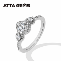 Nouvelle arrivée 3 pierres 925 argent Sterling Moissanite diamant bague de fiançailles pour les femmes avec Halo Moissanite bague