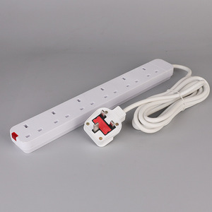 Regleta de Enchufes con Estándar Británico Africano, con Cable de Extensión de 3 <span class=keywords><strong>Metros</strong></span> y Enchufe de 600w - Product Image 1