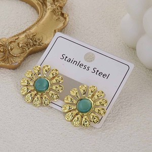 Aretes Pequeños de Acero Inoxidable con <span class=keywords><strong>Perla</strong></span>, Coloridos e Impermeables, al por Mayor, Aretes Geométricos de Acero Inoxidable con Circonita en Forma de Girasol - Product Image 4
