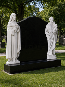 Lápida de Granito Negro de la India con Corazón de Ángel Tallado Estilo Americano Tradicional Union Stone - Product Image 2