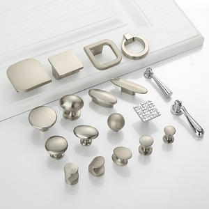 Poignée de meuble minimaliste moderne en alliage de zinc, bouton rond durable pour tiroir et porte, quincaillerie de mobilier - Product Image 2