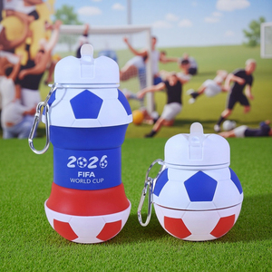 Bouteille d'eau sport en silicone sans BPA, design mignon de ballon de football, de soccer, de basketball, de tennis, de baseball, de cricket, vente en gros - Product Image 3