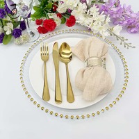 Assiettes de présentation décoratives en plastique transparent, rose, argent, or, perlées, de 13 pouces, pour événements, restaurants, mariages, vente en gros, à prix abordable