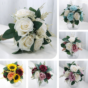 Bouquet de fleurs en soie, bouquet de roses blanches, fleurs de mariage pour la mariée, demoiselles d'honneur, bouquet de mariée - Product Image 5