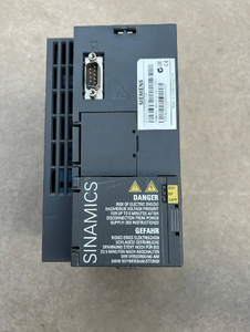 6SL3210 1KE12 3AP1 G120C 0.75kW 380 480V 3 เฟส VFD พร้อมฟิลเตอร์ในตัว ไม่มีอินเทอร์เฟซ PROFINET - Product Image 1
